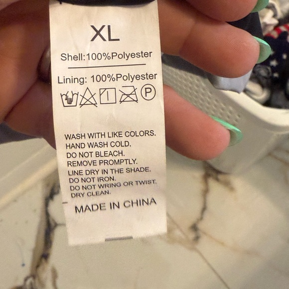 Helly Hansen Light Gray Hooded Windbreaker - Picture 5 of 6